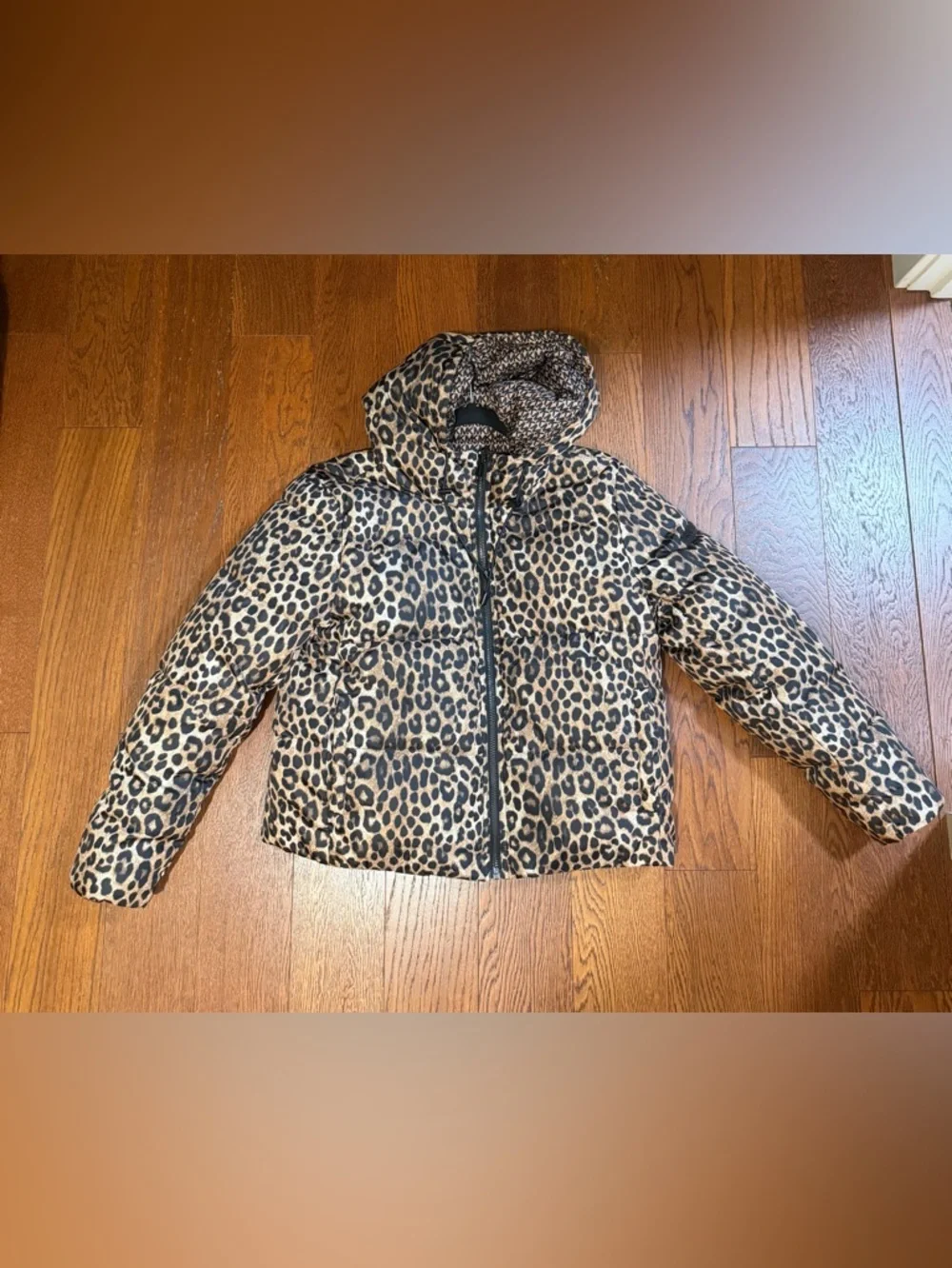 MICHAEL Michael Kors
Reversible Leopard & Logo-Print Down Jacket - Picture 4 of 12